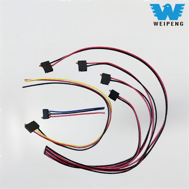 لعبة مسدس الماء مع مفتاح صغير مقاوم للماء