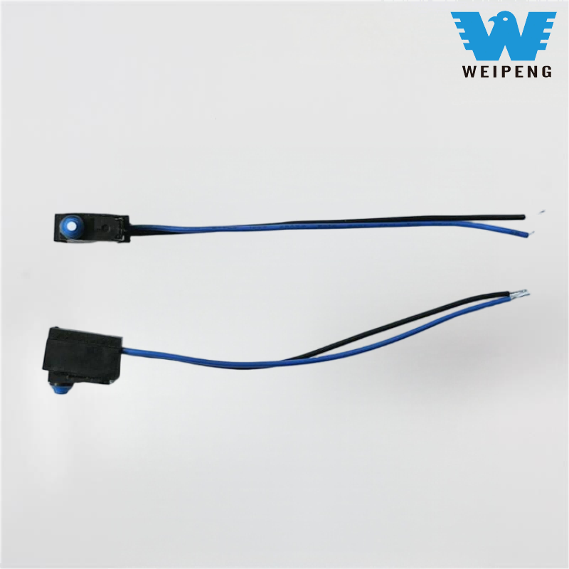 مفتاح ميكرو بضغطة زر مقاوم للماء مع أسلاك توصيل